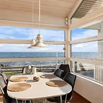 Diderik - 5m From The Sea By Interhome Vakantiehuis