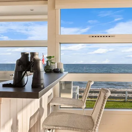 Diderik - 5m From The Sea By Interhome Vakantiehuis