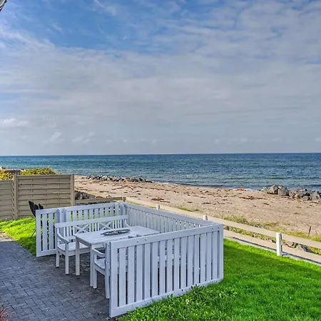 Diderik - 5m From The Sea By Interhome *